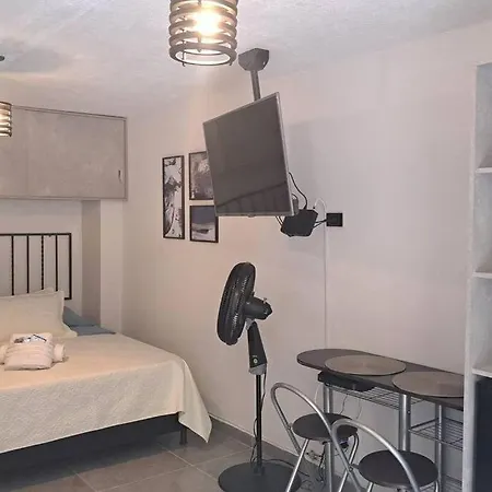 Exclusive Studio In The Best Laureles Area Medellin Exterior photo